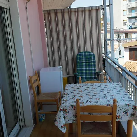Rosal Fronte Mare Apartment Giardini Naxos